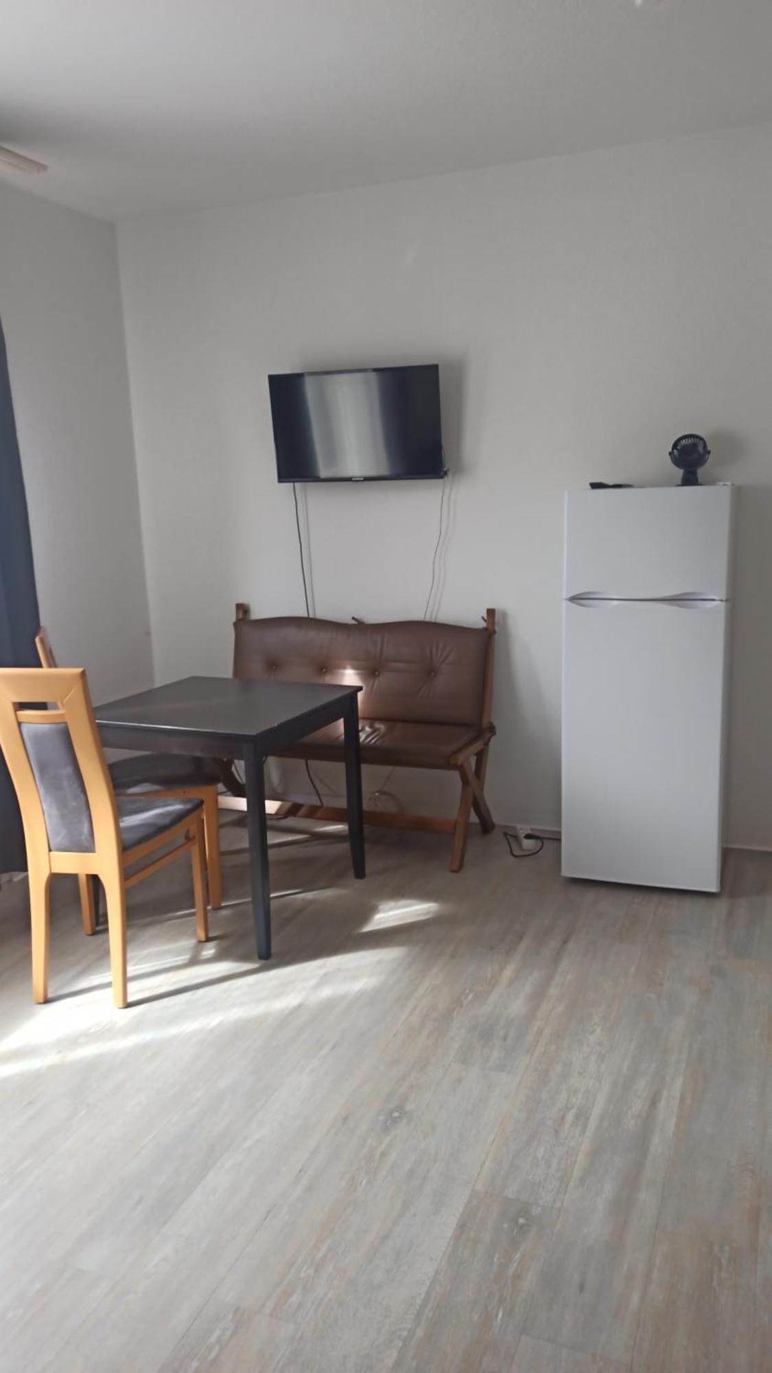 Helle Ferienwohnung An Der Rheinpromenade 50 Qm Duisbourg Extérieur photo