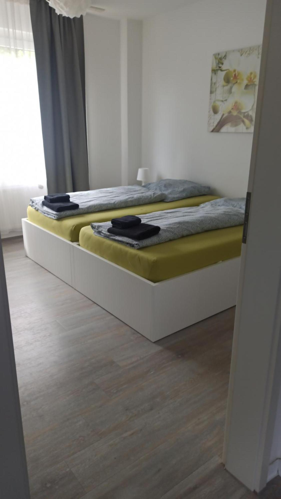 Helle Ferienwohnung An Der Rheinpromenade 50 Qm Duisbourg Extérieur photo